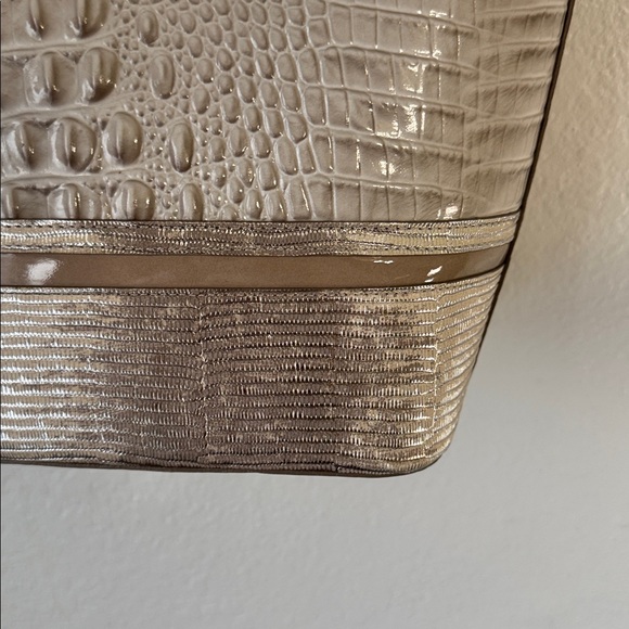 🔥1 Day Sale!🔥 Brahmin Asher Tote - Picture 4 of 6